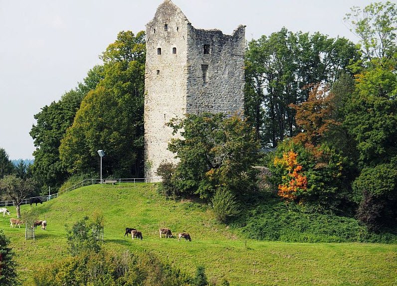 Burgruine Neuravensburg, Germany